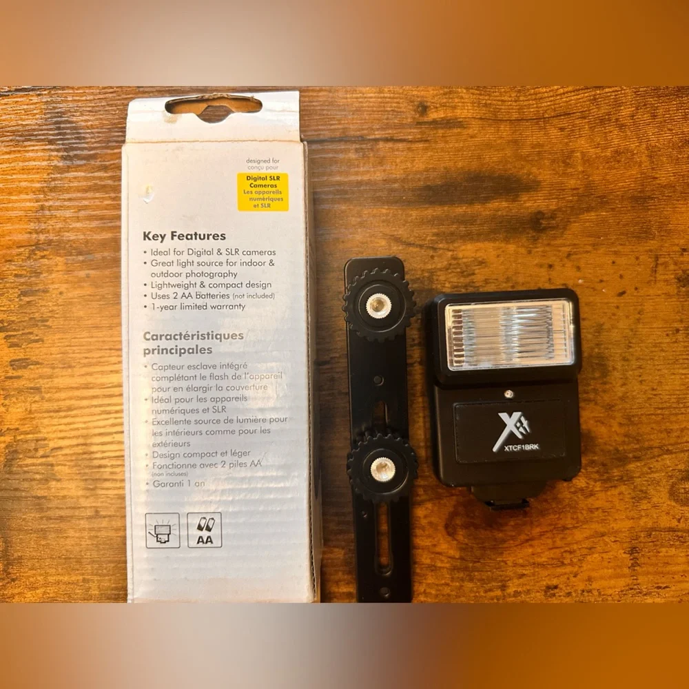 Speed lite with Digital Slave Flash for DSLR